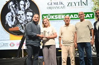 1 Kilo Zeytin 77 Bin Liraya Satıldı